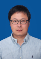 陈彦廷 照片