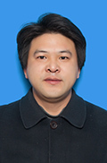 何成华 照片