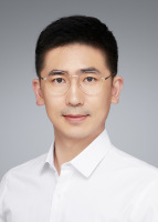 金巍 照片