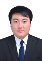 杨立群 照片