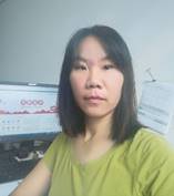 李娟 照片