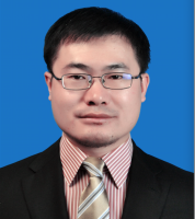 陈辉 照片