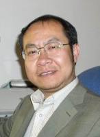 张华 照片