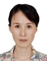 刘理 照片
