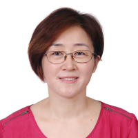 梁世红 照片