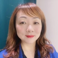 刘影 照片