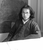 翁志丹 照片