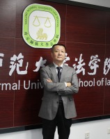 张镭 照片
