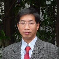 郑铁松 照片