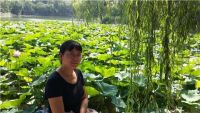 李厚琼 照片