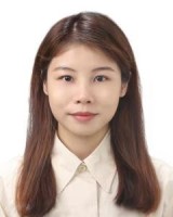 梁艺 照片