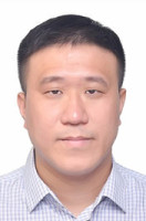吴籽龙 照片