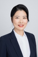管海燕 照片
