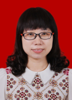 顾芳 照片