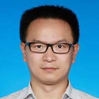 吉小鹏 照片