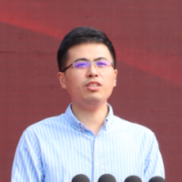 李斌 照片