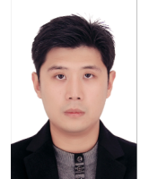 王磊 照片