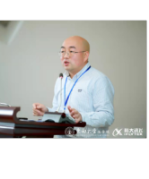 徐骏 照片