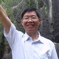 肖建中 照片