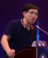 曾智 照片