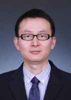 胡毅 照片