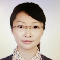 朱英 照片