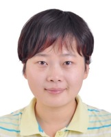 王怡 照片