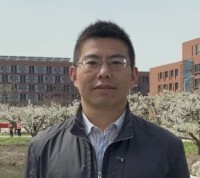 孟锐峰 照片
