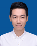 时晨 照片
