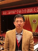 唐景春 照片
