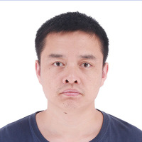 杨亮 照片