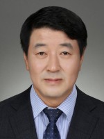 张玉利 照片
