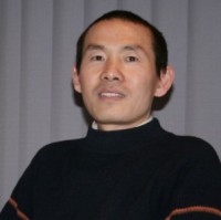 张震球 照片