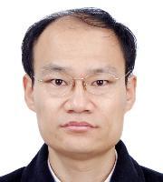 董兴业 照片