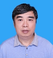 何大伟 照片