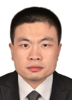 吕亮国 照片