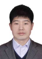 秦波 照片