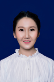 阿娅日 照片