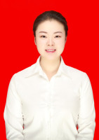 冯国英 照片