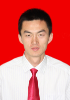 高旭 照片