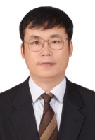 靳烨 照片