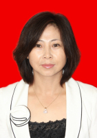 凌弘 照片