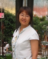 李旭英 照片
