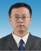 路冠军 照片