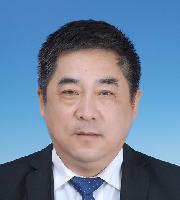 卢苇 照片