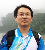李勇 照片