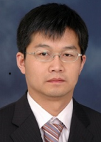 李波 照片