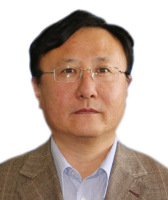 陶格图 照片