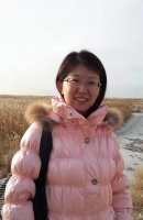 吴霏 照片