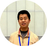 杨家伟 照片